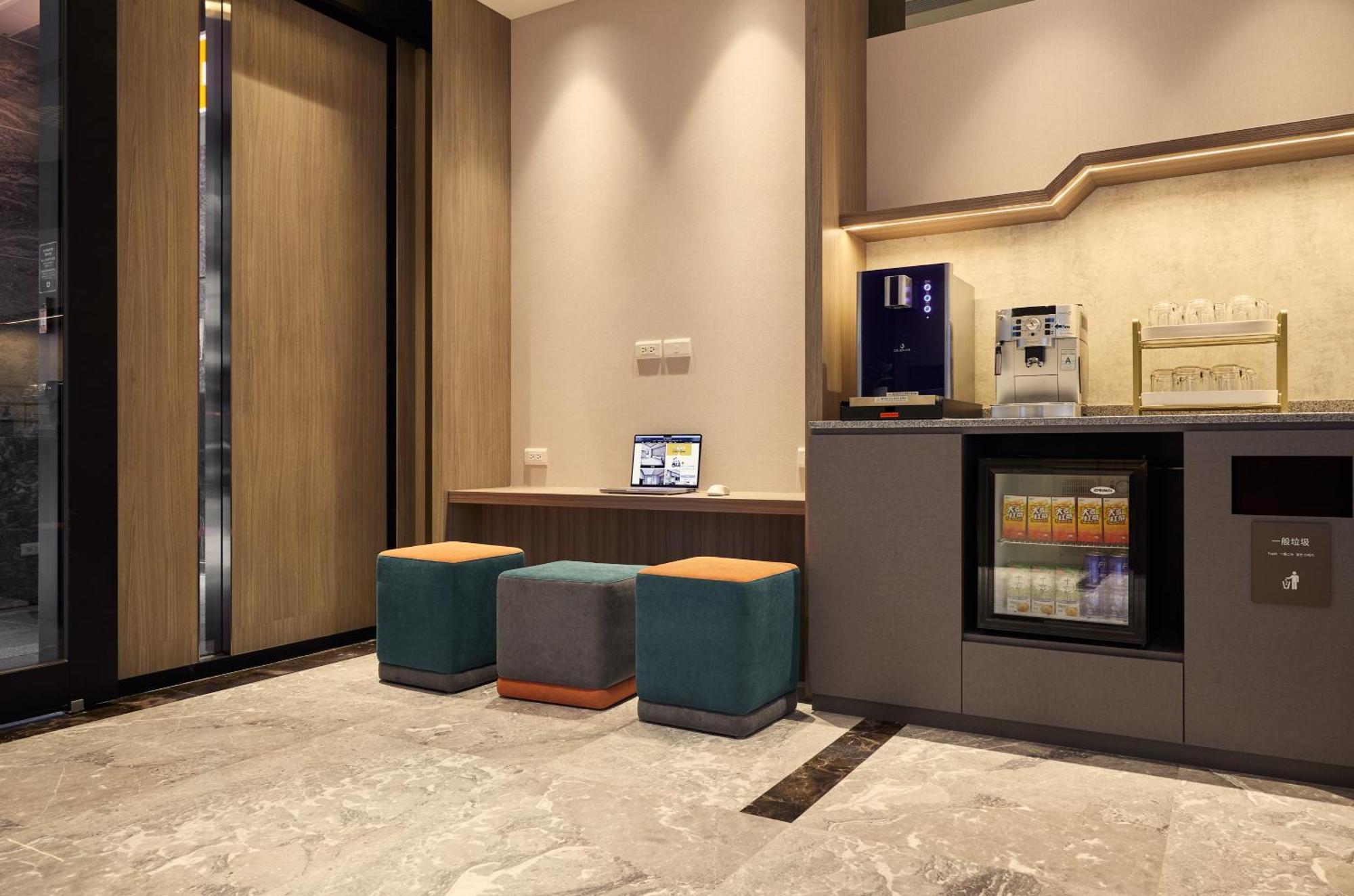 Orange Hotel -Hanzhong, Tajpej Kültér fotó